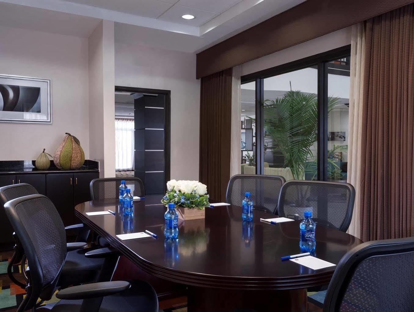 Spark By Hilton Houston Bush Intercontinental Airport Экстерьер фото